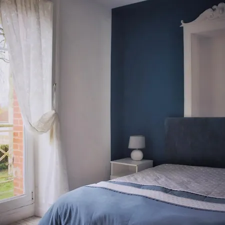 Apartment Le Du 1er Etage, De Charme De 80m2, 2 *