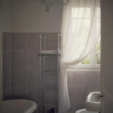 شقة Le Du 1er Etage, De Charme De 80m2, 2 *